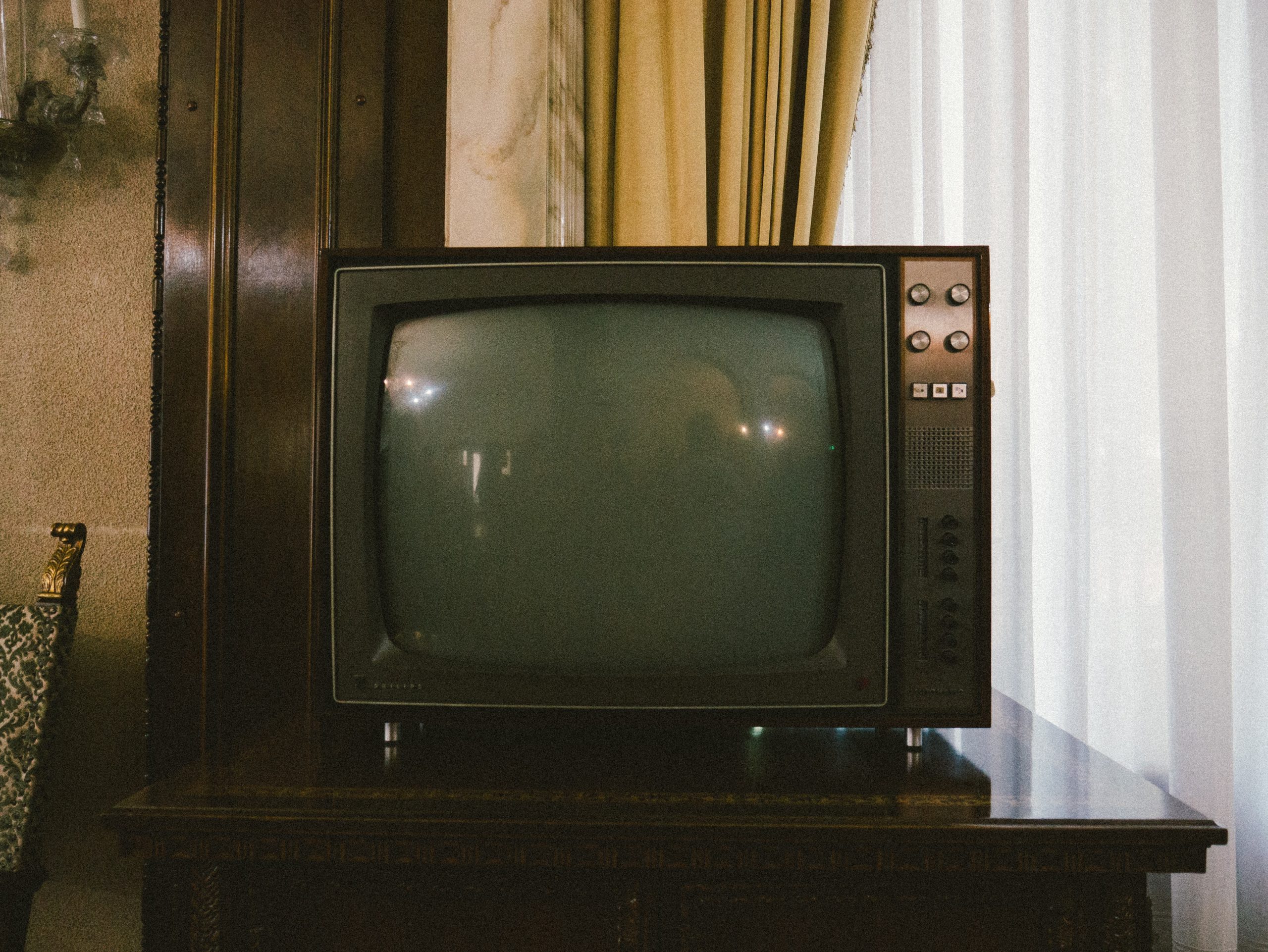 Der verlassene Fernseher